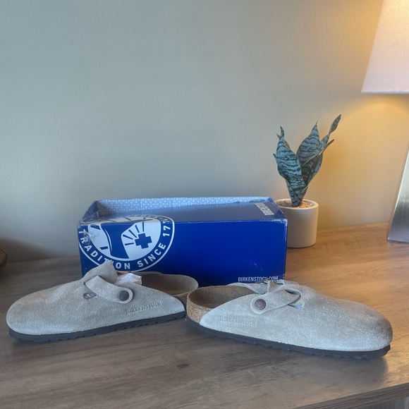 Birkenstock Boston | Taupe | Size 36 - Narrow - Picture 8 of 16